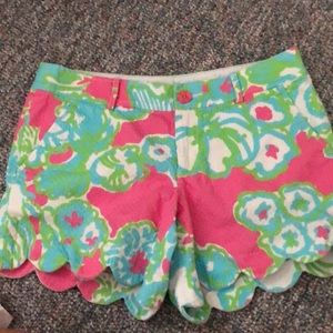 Lilly Pulitzer The Butter Cup Shorts.